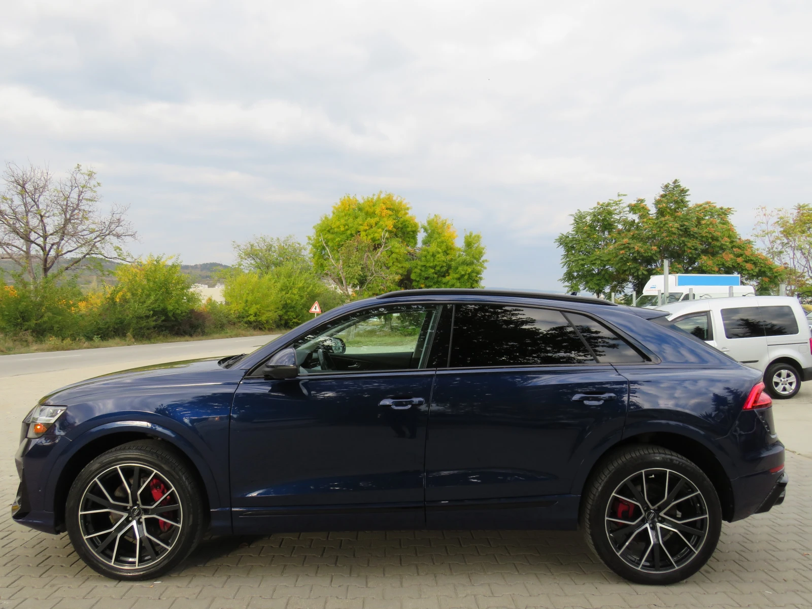 Audi Q8 * RS PACK* PANORAMA* LED 8ZF* BANG&OLUFSEN*  - изображение 8