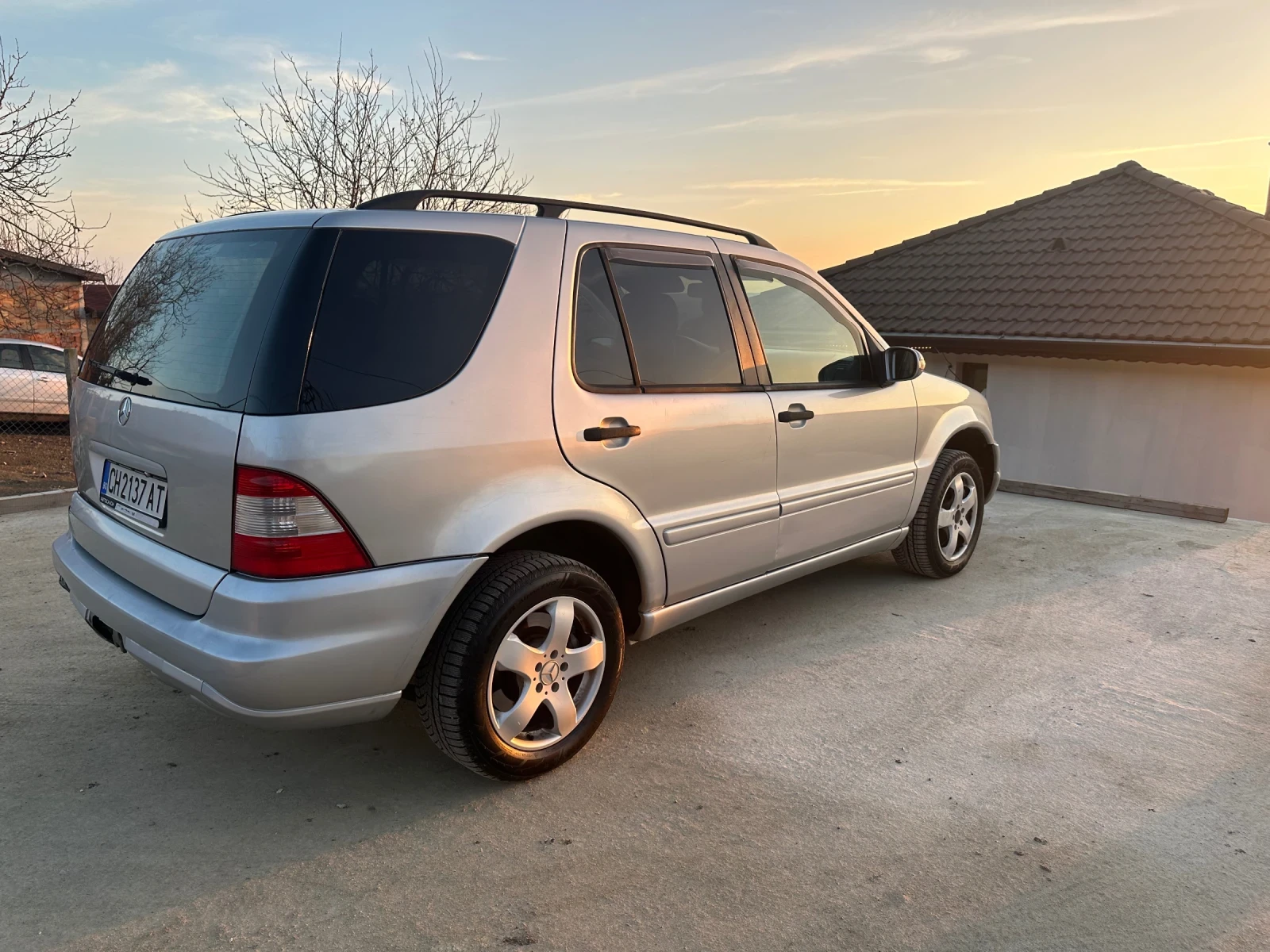 Mercedes-Benz ML 270  - изображение 3