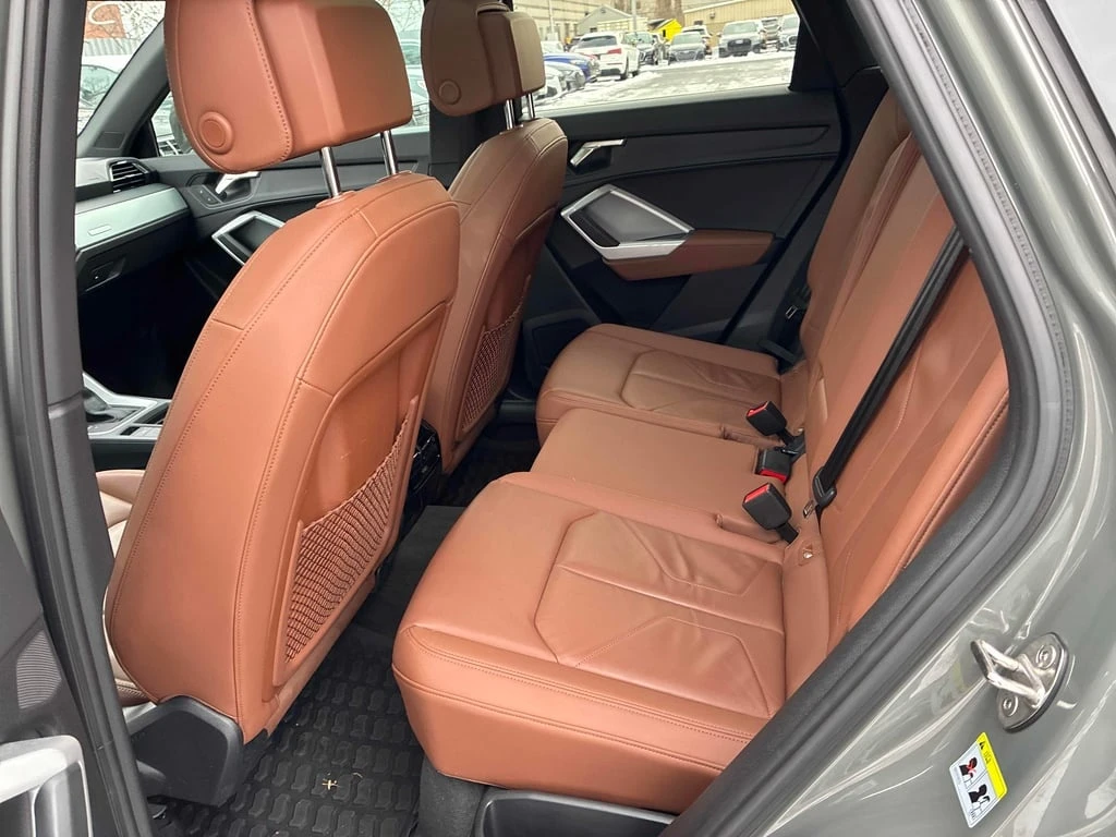 Audi Q3 * Komfort * CARFAX * ��� ������������ ������ | Mobile.bg � ����������� 13