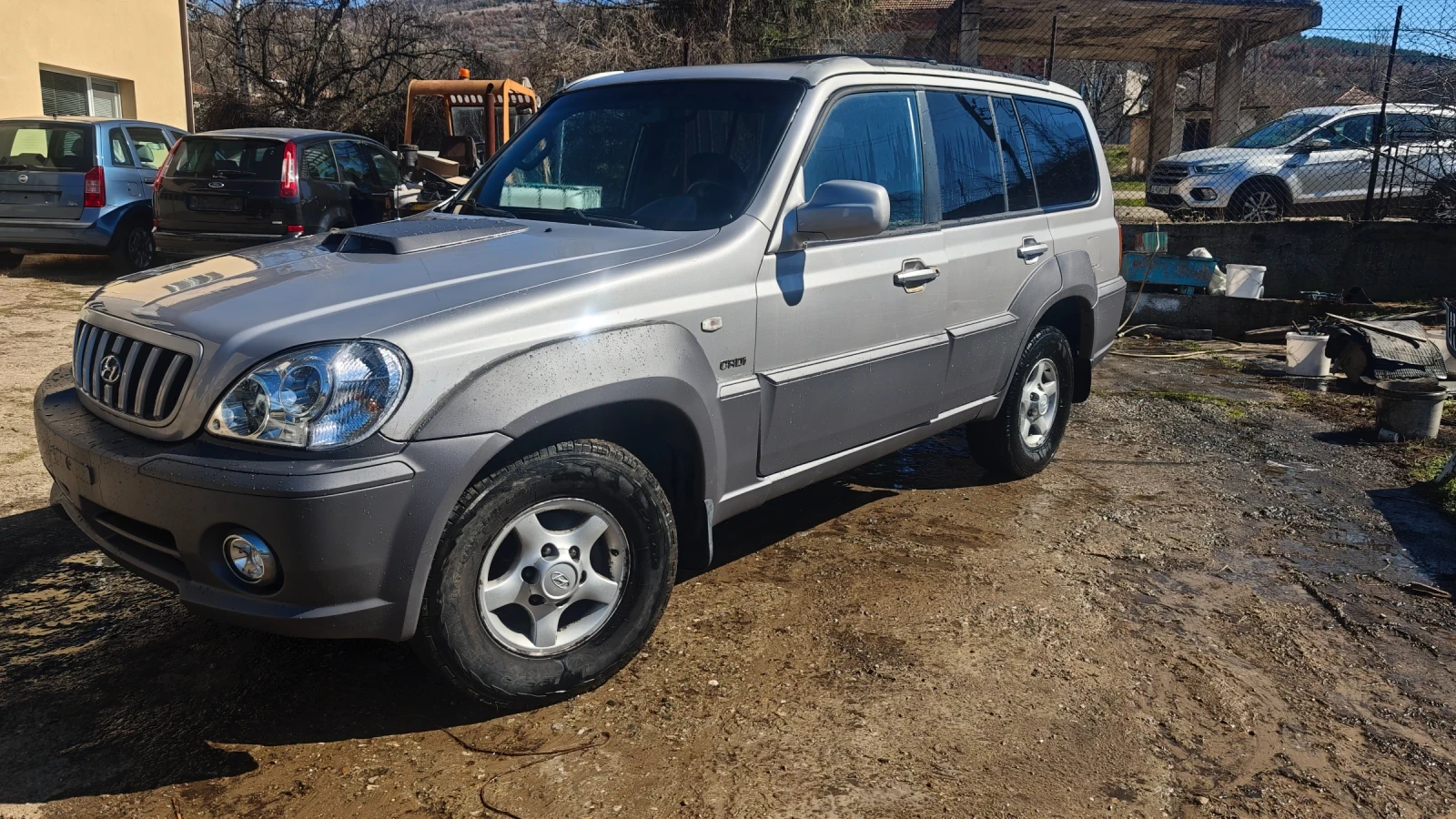 Hyundai Terracan, снимка 2 - Автомобили и джипове - 53800469
