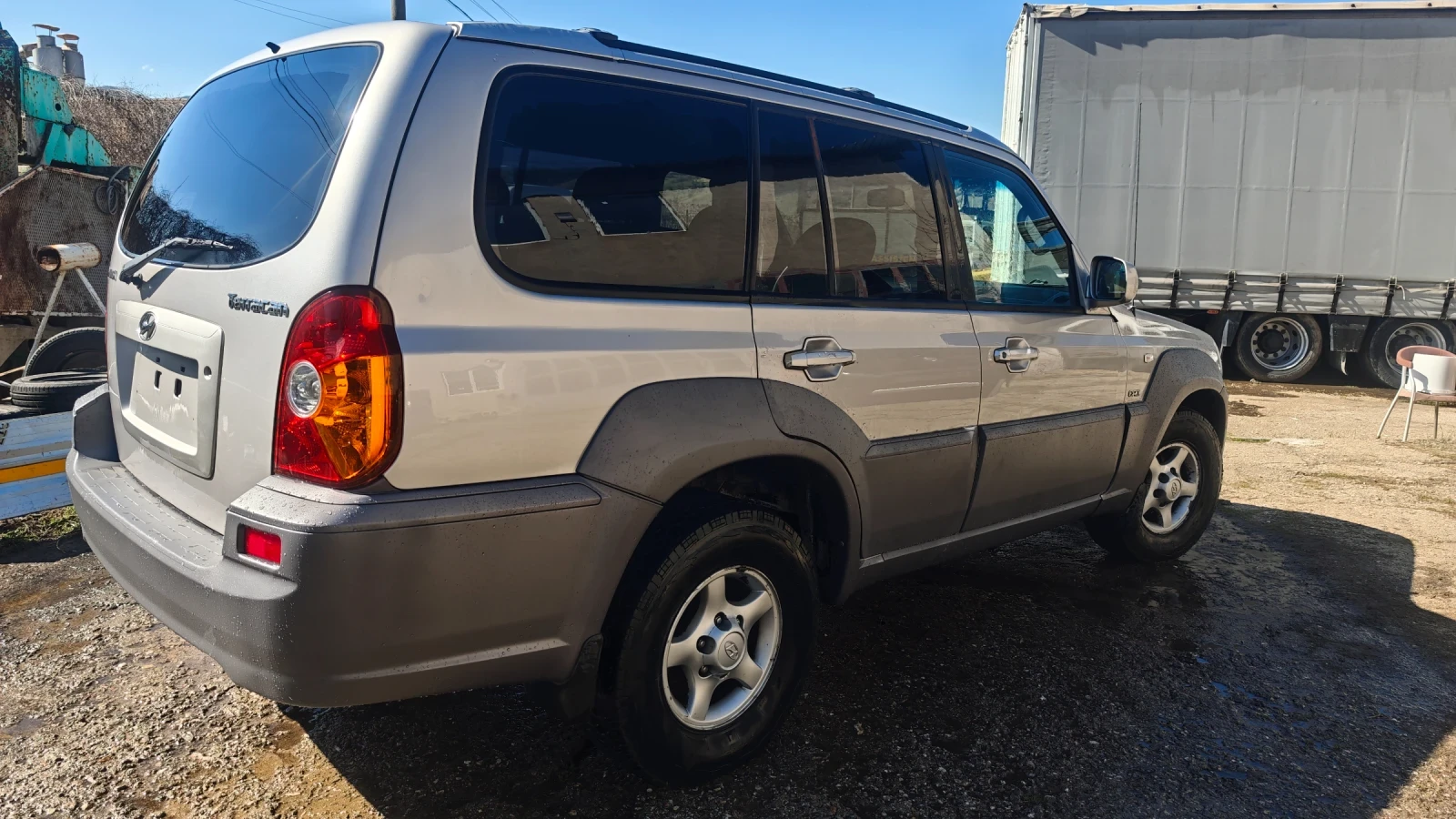 Hyundai Terracan, снимка 4 - Автомобили и джипове - 53800469