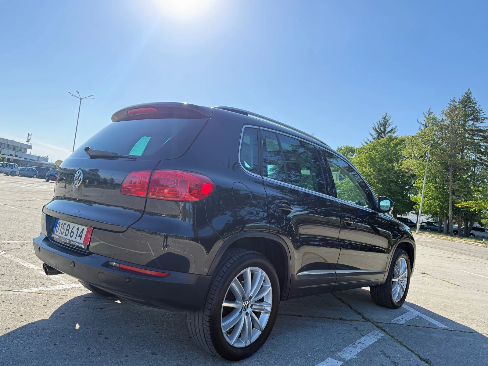 VW Tiguan 2.0///4x4///170p.s///LED-Xenon///NAVI///Panoram///, снимка 7 - Автомобили и джипове - 54542637