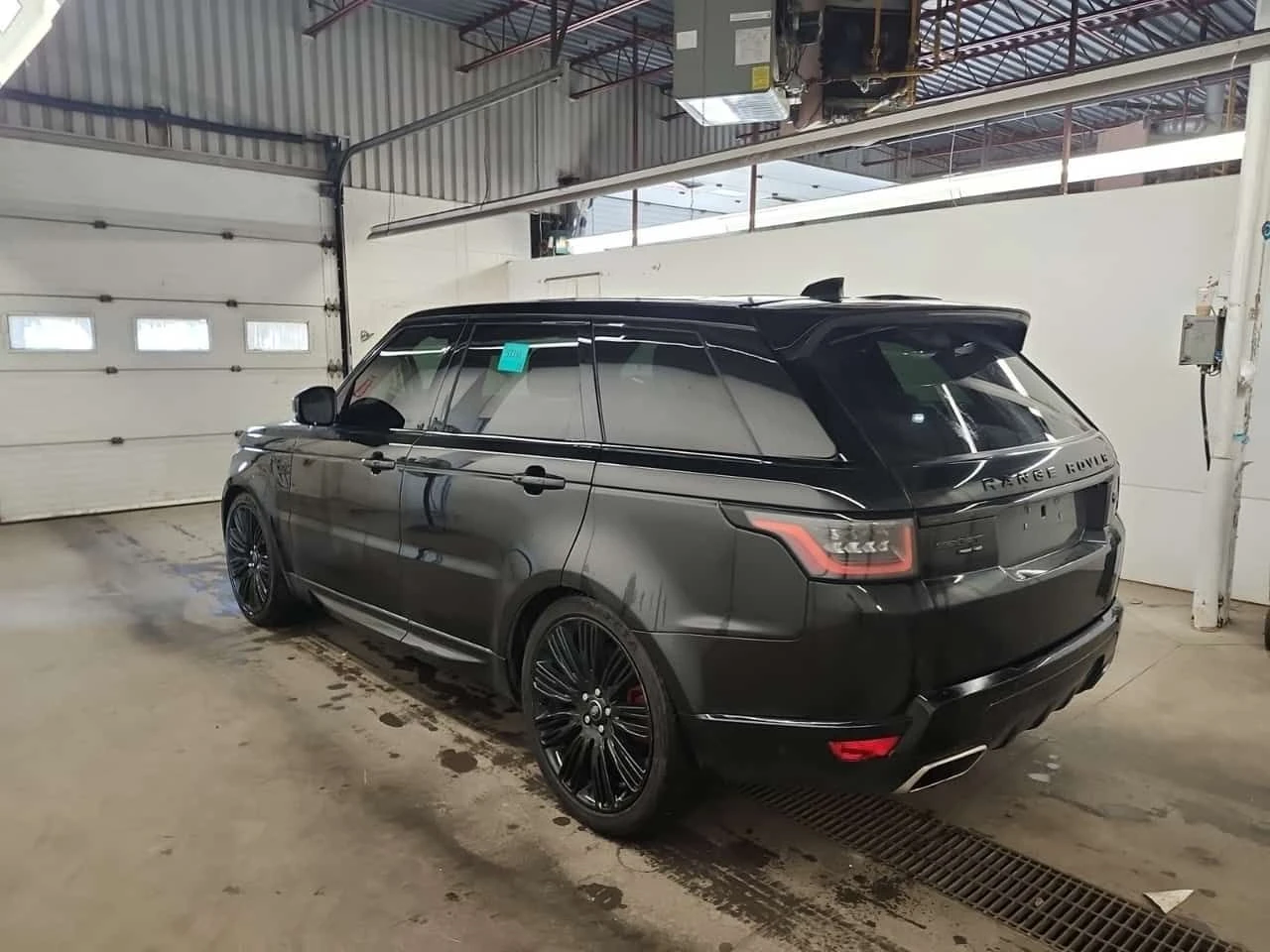 Land Rover Range Rover Sport HSE DYNAMIC| PANO| ПАМЕТ| ОБДУХВАНЕ| 2 КЛЮЧА| , снимка 4 - Автомобили и джипове - 54818833