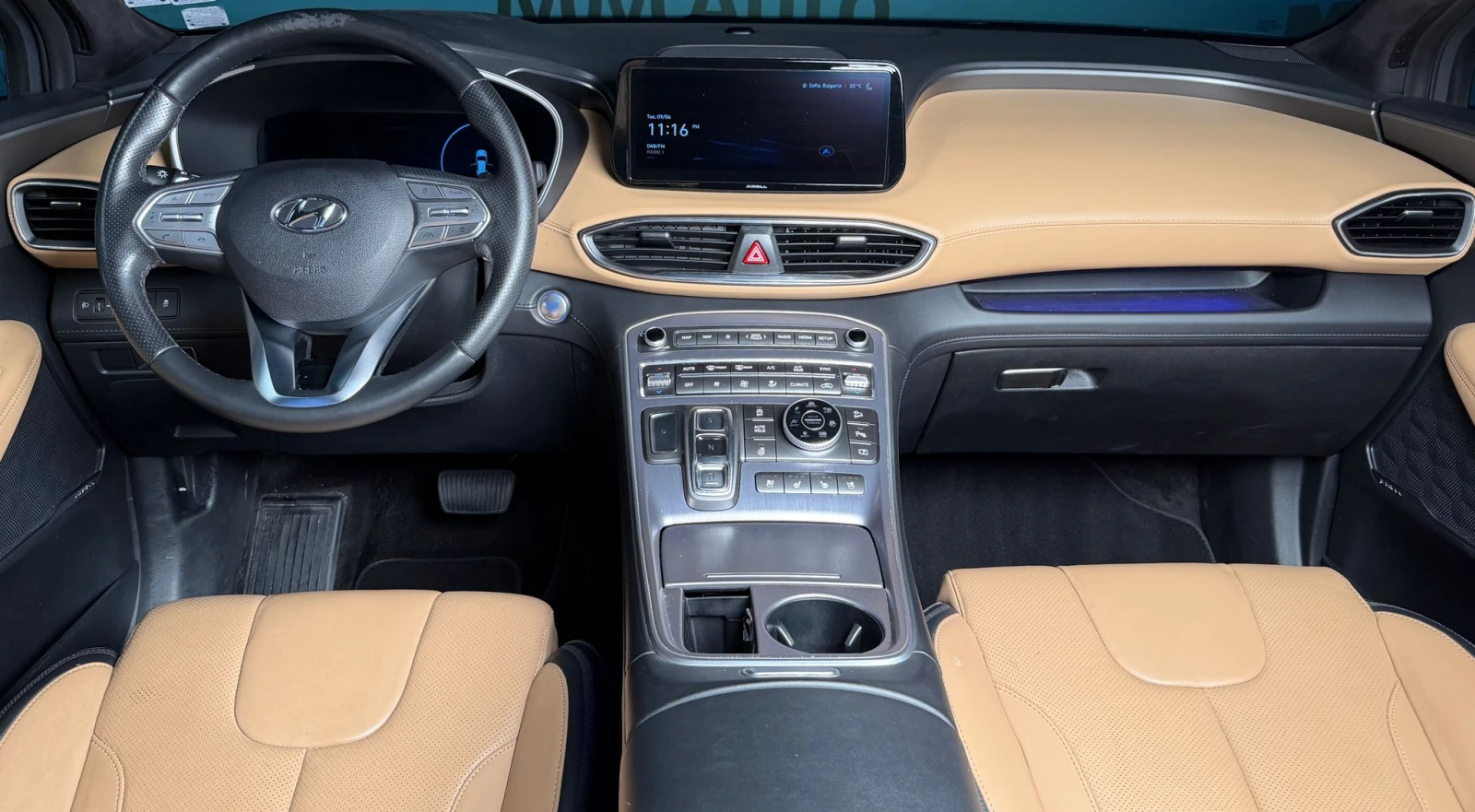 Hyundai Santa fe 2.2 CRDi* FULL* Гаранция* Ventilation* Pano* HuD, снимка 9 - Автомобили и джипове - 54843717
