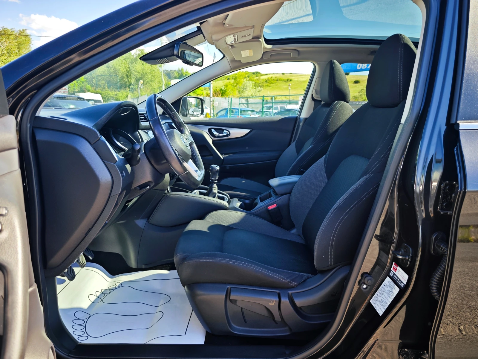 Nissan Qashqai 1.33 113000km.! , снимка 8 - Автомобили и джипове - 54974790