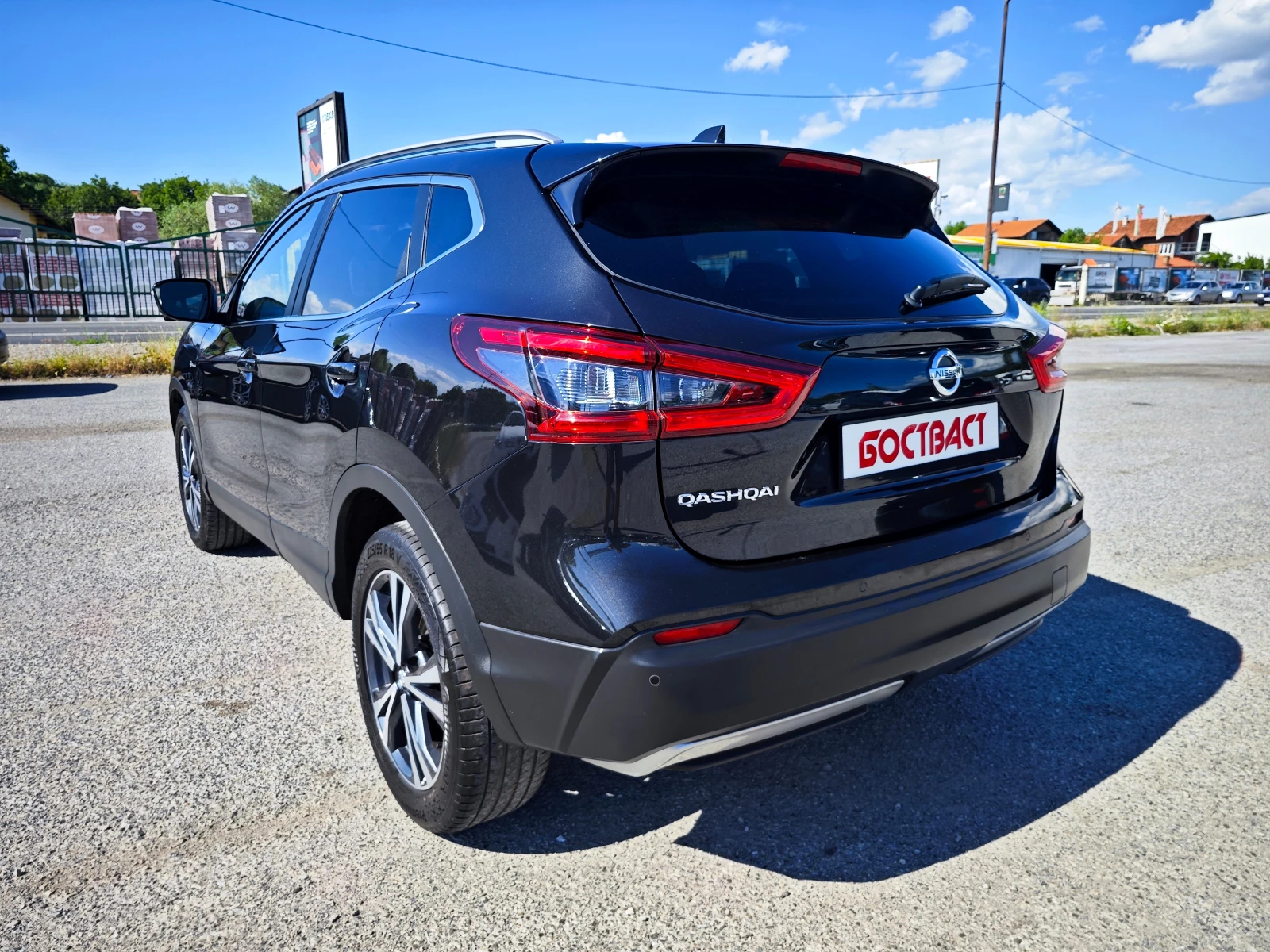 Nissan Qashqai 1.33 113000km.! , снимка 3 - Автомобили и джипове - 54974790