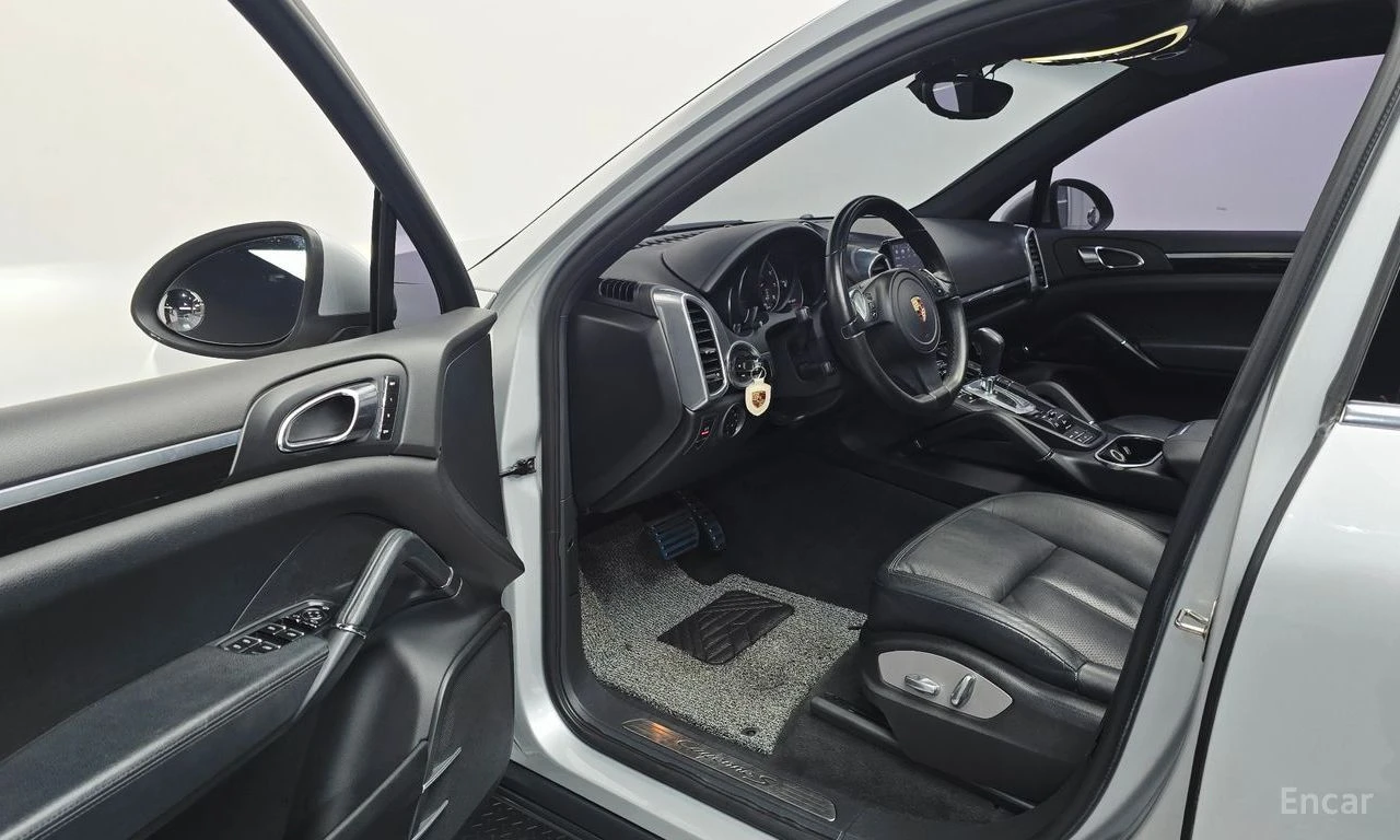 Porsche Cayenne ПОДГРЕВИ * ОПЦИЯ ЗА ФИНАНСИРАНЕ, снимка 11 - Автомобили и джипове - 55361908