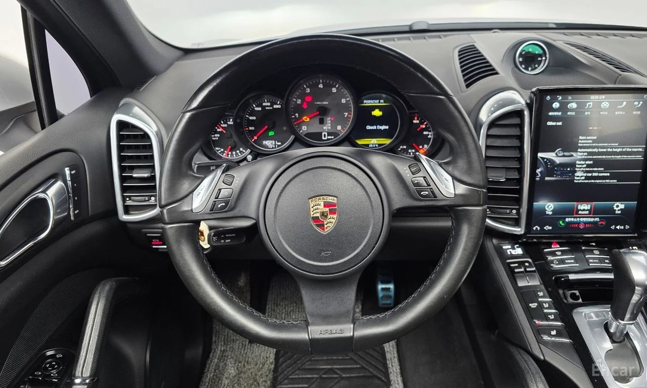 Porsche Cayenne ПОДГРЕВИ * ОПЦИЯ ЗА ФИНАНСИРАНЕ, снимка 14 - Автомобили и джипове - 55361908