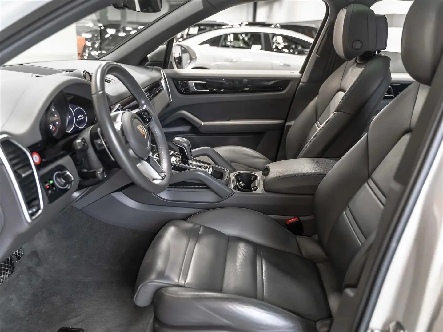 Porsche Cayenne Premium PKG ЦЕНА ДО БЪЛГАРИЯ АВТОКРЕДИТ, снимка 7 - Автомобили и джипове - 55444712