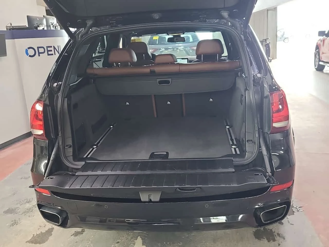 BMW X5 * AWD 4dr xDrive35i * CARFAX * БЕЗ ПЪРВОНАЧАЛНА ВН, снимка 16 - Автомобили и джипове - 55594991