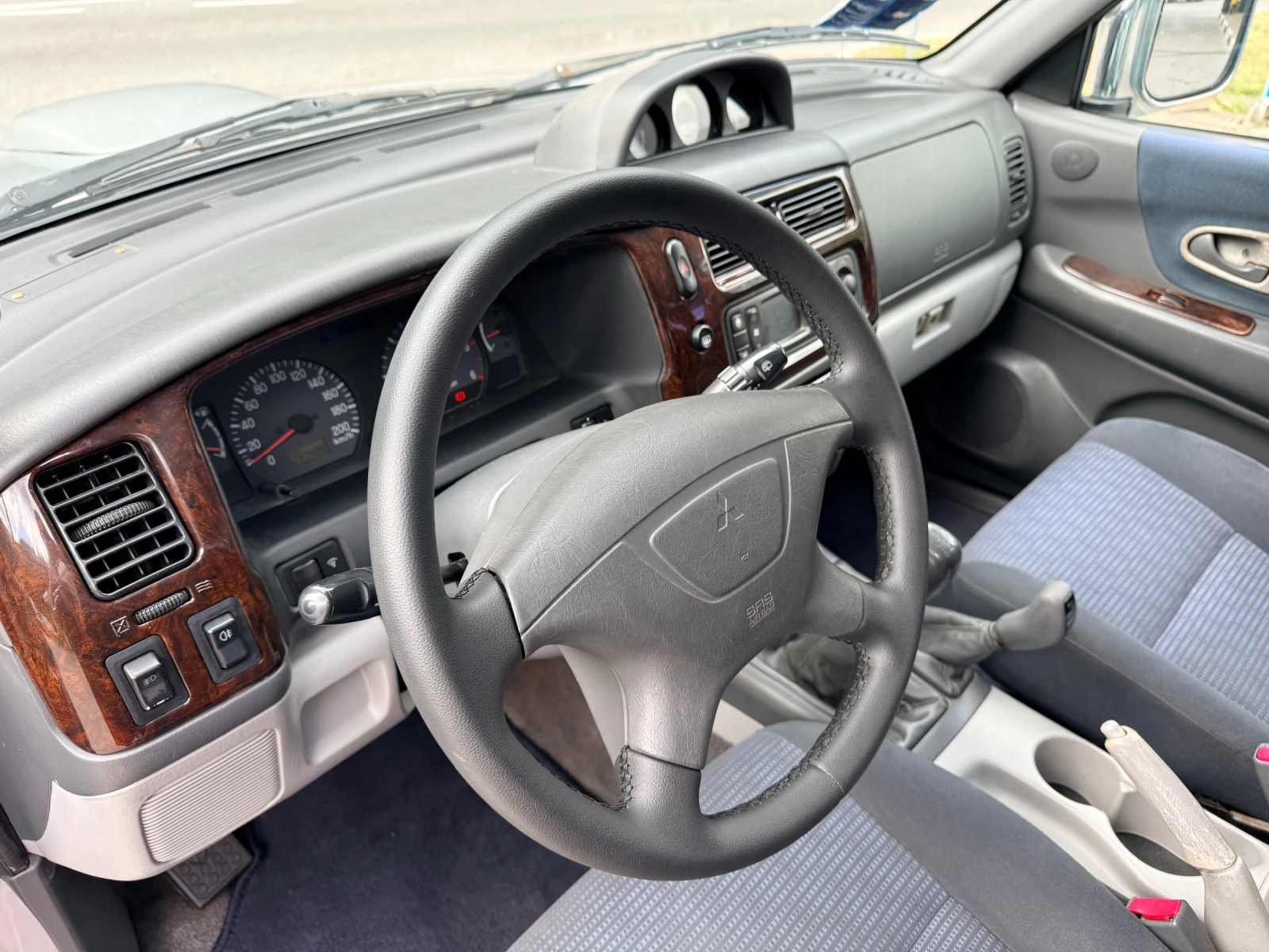 Mitsubishi Pajero sport 2.5TDI* 116к.с.* ИТАЛИЯ* КЛИМАТРОНИК* , снимка 11 - Автомобили и джипове - 55839233