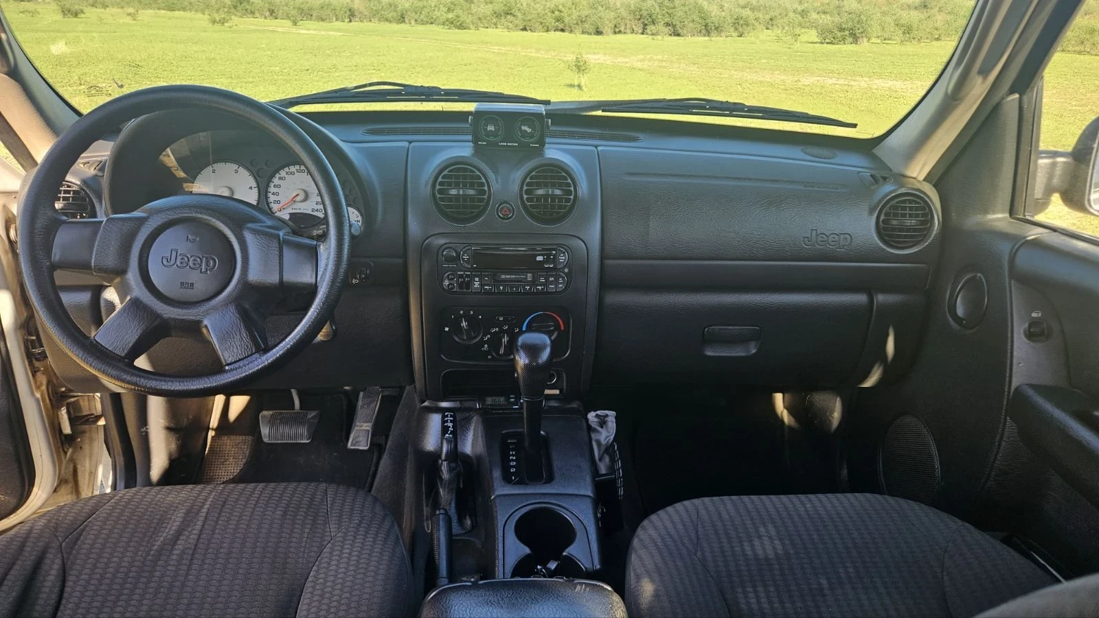 Jeep Cherokee 2.8 150к, снимка 7 - Автомобили и джипове - 55957987