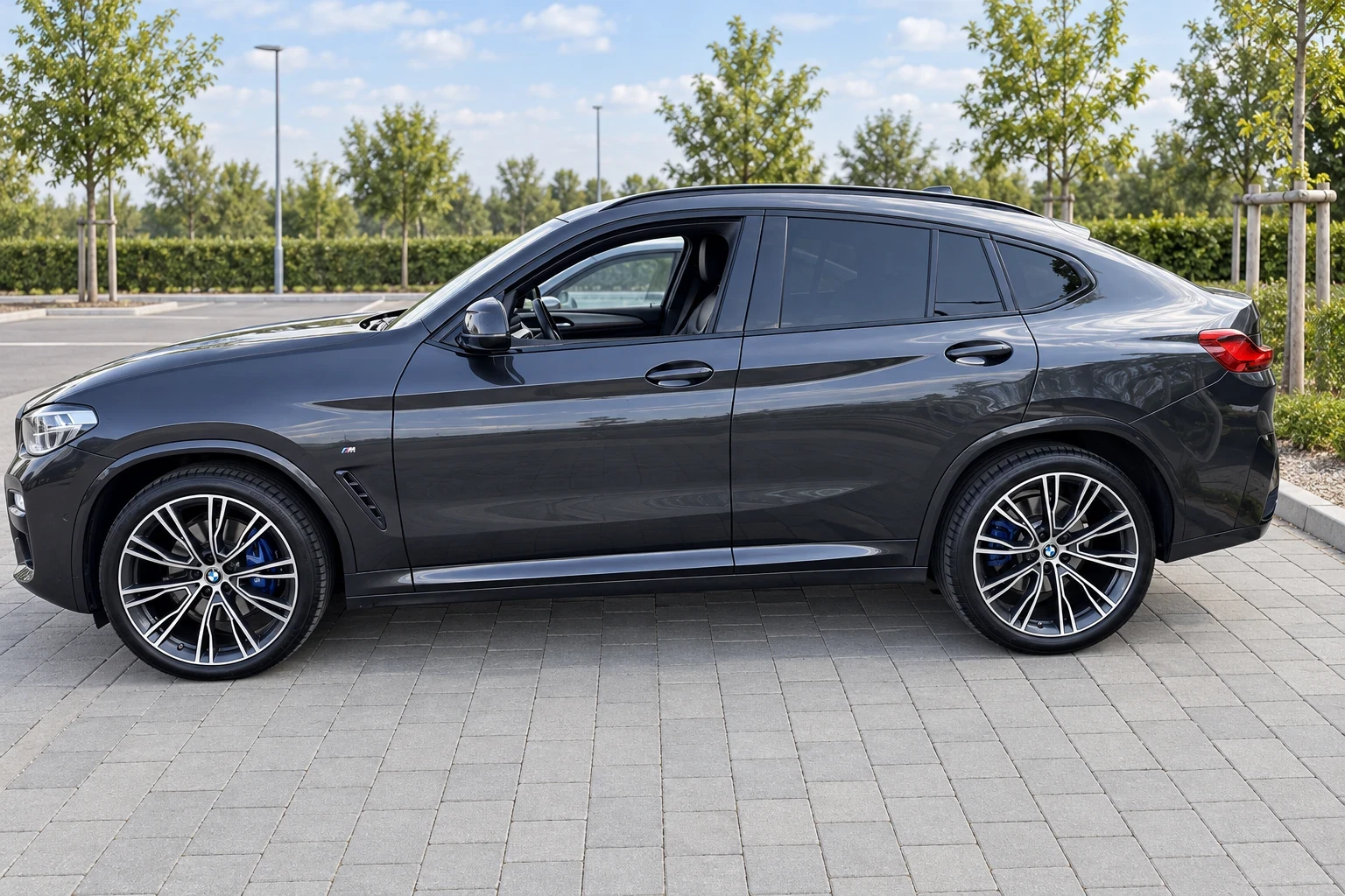 BMW X4 xDrive30d M Sport/21 М/ПЕЧКА/SHADOW/2022, снимка 2 - Автомобили и джипове - 56145108