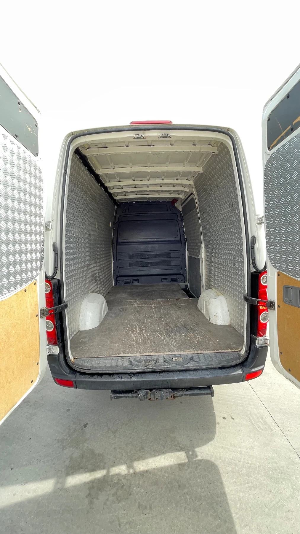 VW Crafter, снимка 7 - Бусове и автобуси - 54283775
