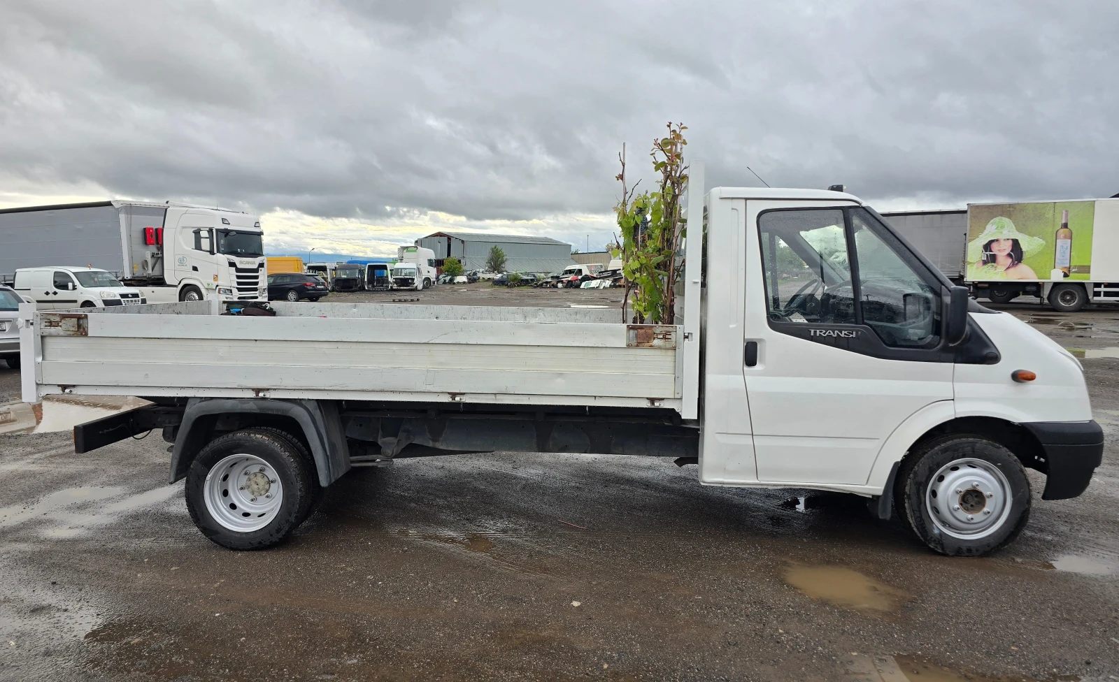 Ford Transit 2.4d* 100кс* БОРДОВИ* 3места, снимка 6 - Бусове и автобуси - 55132853