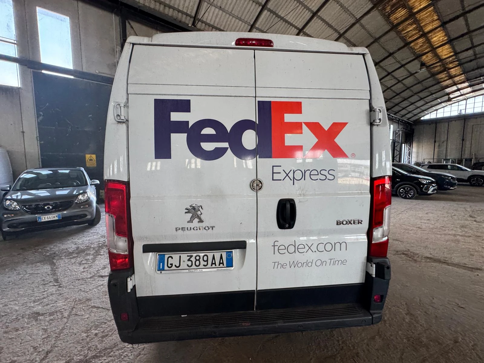 Peugeot Boxer 2.2, снимка 8 - Бусове и автобуси - 56584840