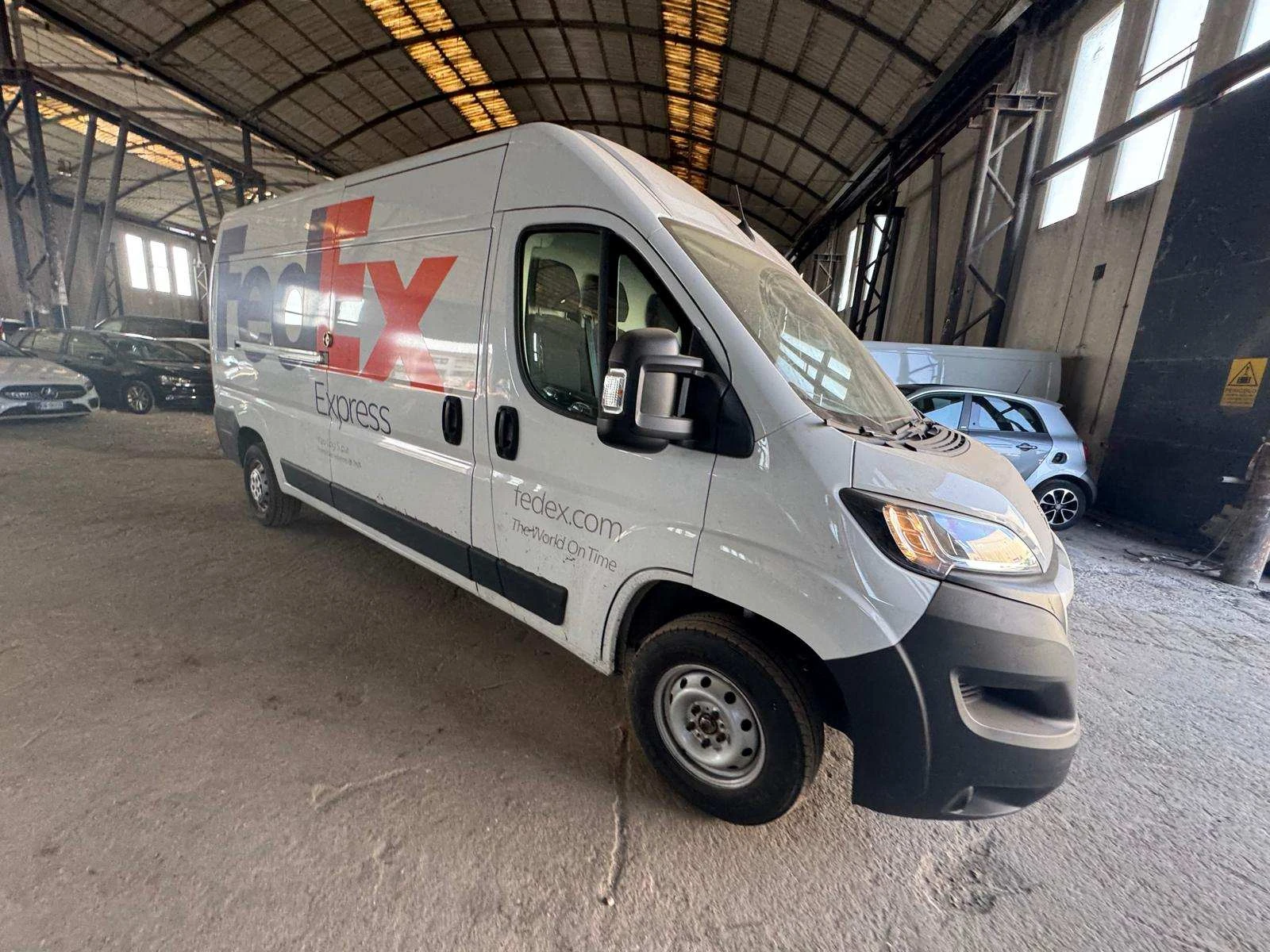 Peugeot Boxer 2.2, снимка 7 - Бусове и автобуси - 56584840