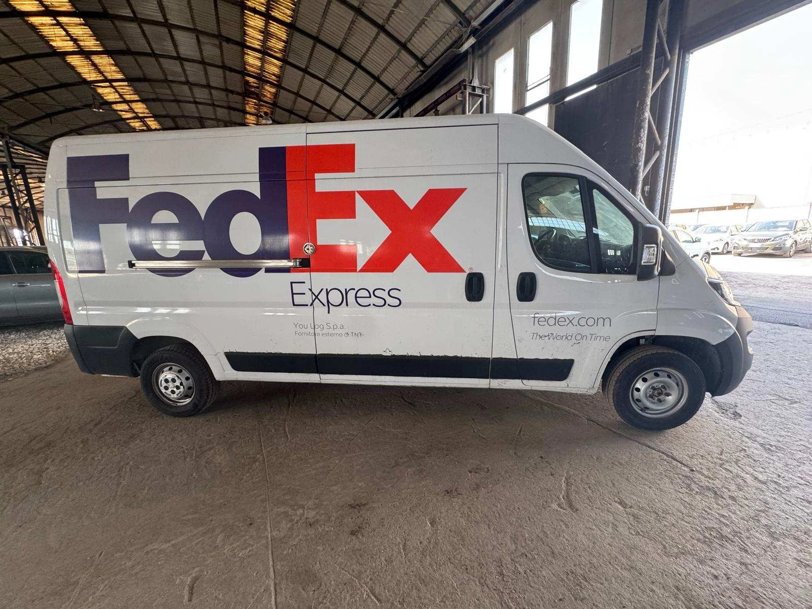 Peugeot Boxer 2.2, снимка 3 - Бусове и автобуси - 56584840