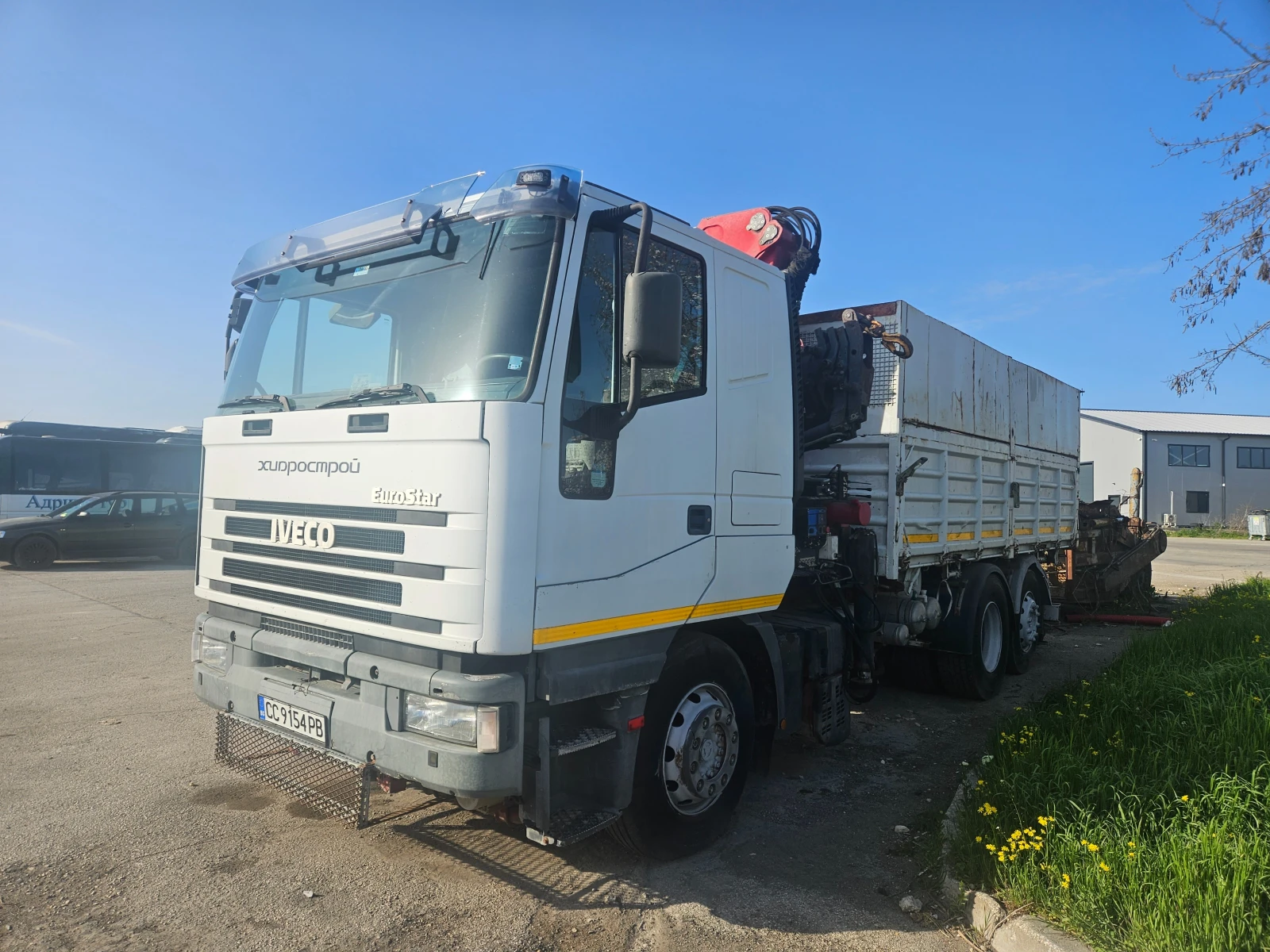Iveco EuroStar Самосвал с 5 тонен кран - изображение 3