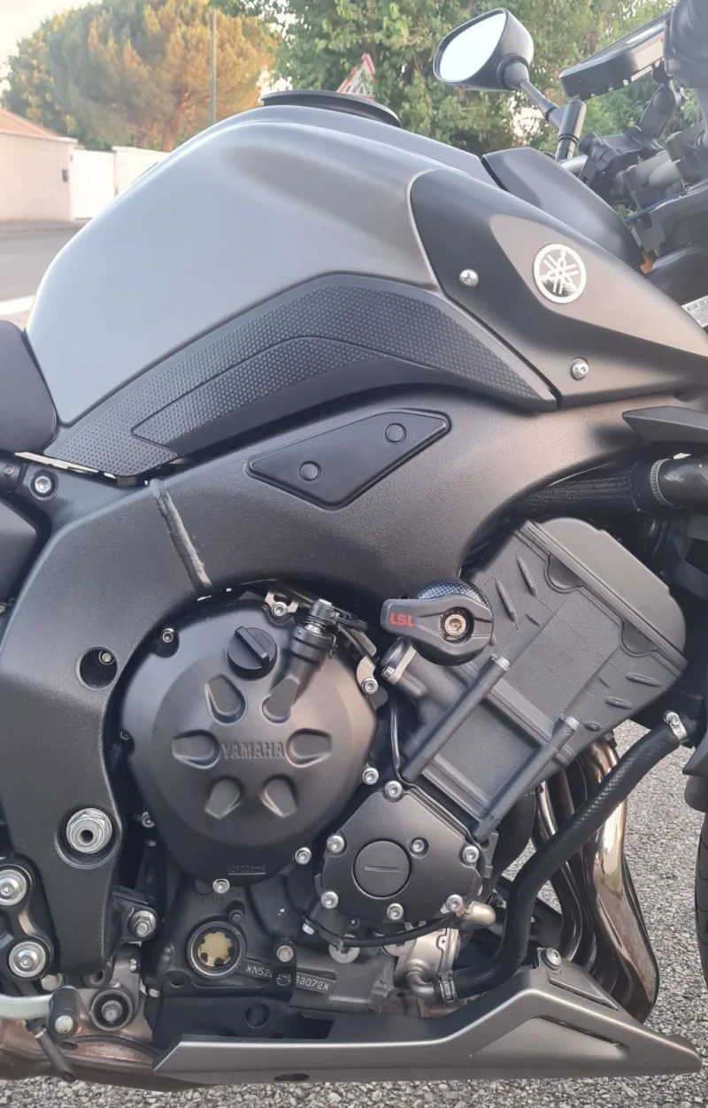 Yamaha FZ8, снимка 6 - Мотоциклети и мототехника - 52566604