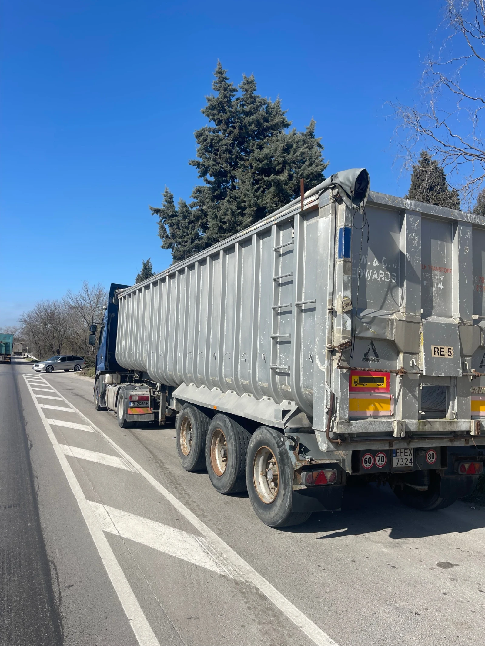 ����������� Fruehauf 3 | Mobile.bg � ����������� 6