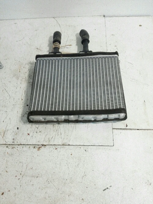 Радиатор парно Нисан Алмера Тино 2.2Д