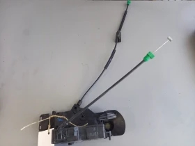 Брава врата предна лява Ситроен Ц3 Пикасо (1)