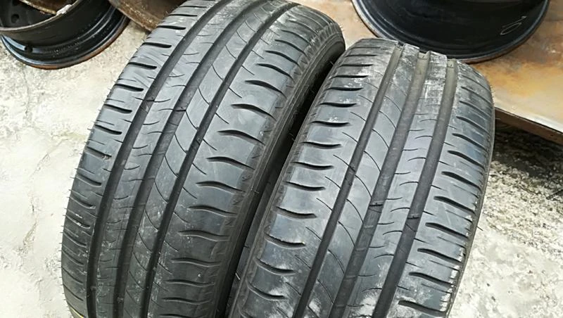 Гуми Летни 205/60R16, снимка 2 - Гуми и джанти - 24772351