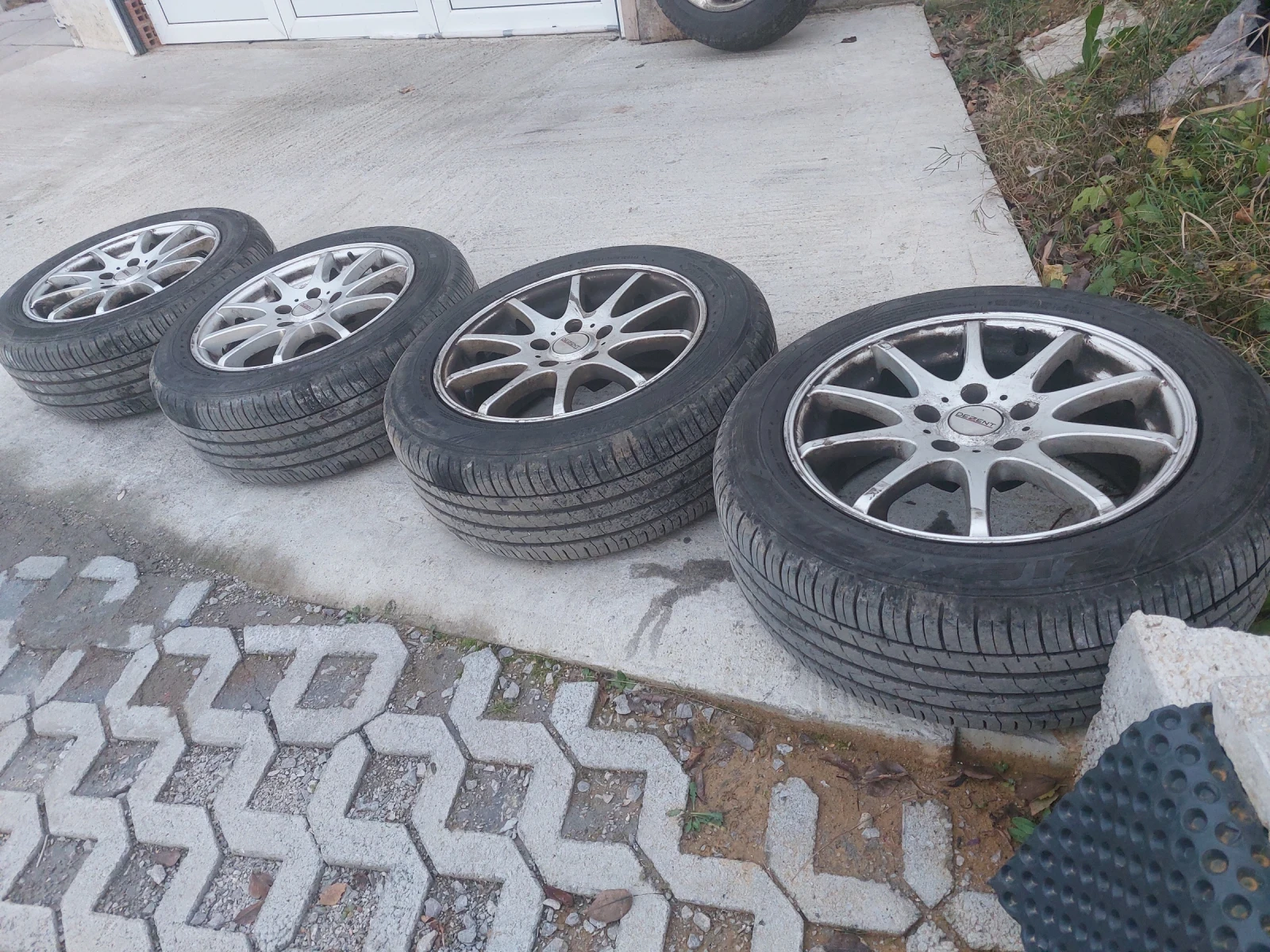 Гуми с джанти Falken 205/55R16, снимка 2 - Гуми и джанти - 54115202