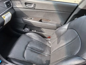 Kia K5, снимка 10