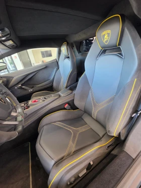 Lamborghini Revuelto V12 NEW, снимка 9