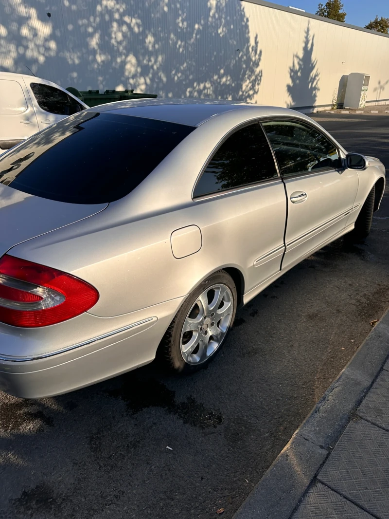 Mercedes-Benz CLK, снимка 5 - Автомобили и джипове - 47653511