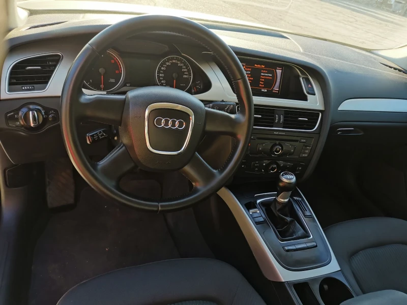 Audi A4 2.0 tdi , снимка 6 - Автомобили и джипове - 47693125