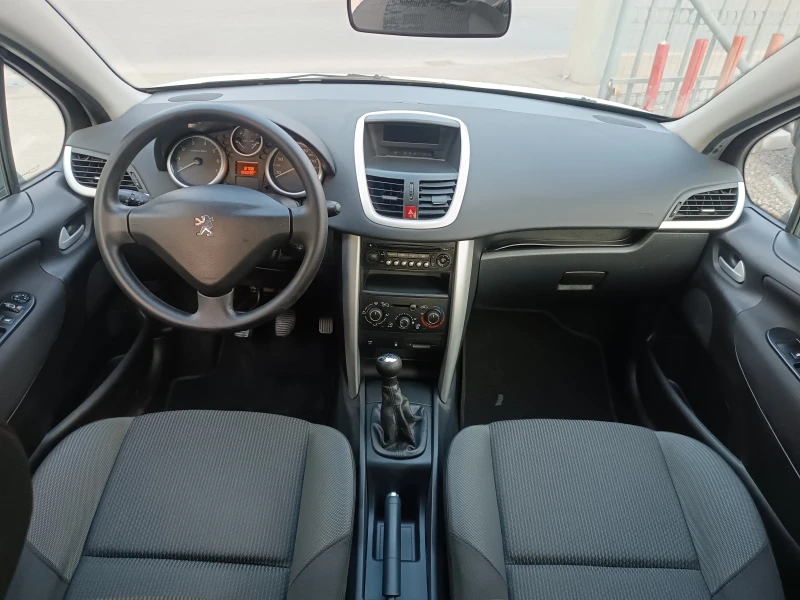 Peugeot 207 1.4i 75kc/ГАЗ КЛИМАТИК* , снимка 12 - Автомобили и джипове - 47792158