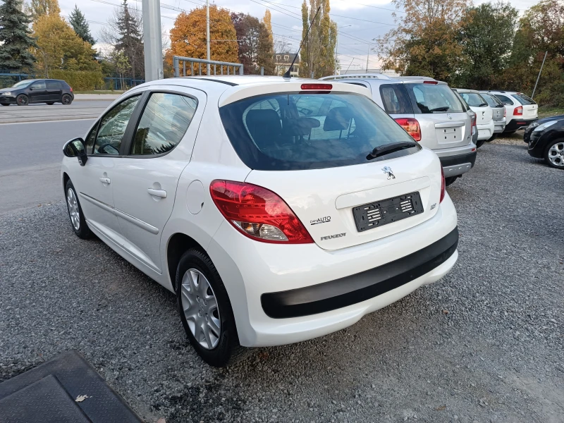 Peugeot 207 1.4i 75kc/ГАЗ КЛИМАТИК* , снимка 5 - Автомобили и джипове - 47792158