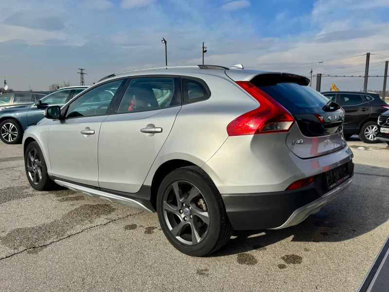 Volvo V40 Cross Country 1.6D-CROSS COUNTRY, снимка 3 - Автомобили и джипове - 48442647