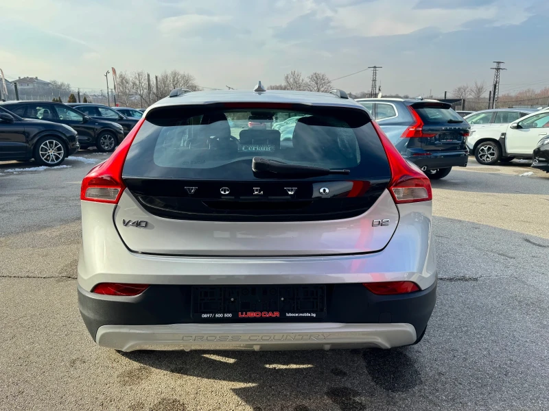 Volvo V40 Cross Country 1.6D-CROSS COUNTRY, снимка 4 - Автомобили и джипове - 48442647