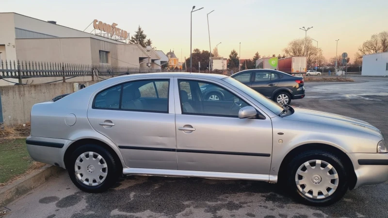 Skoda Octavia 1U, снимка 5 - Автомобили и джипове - 48601883