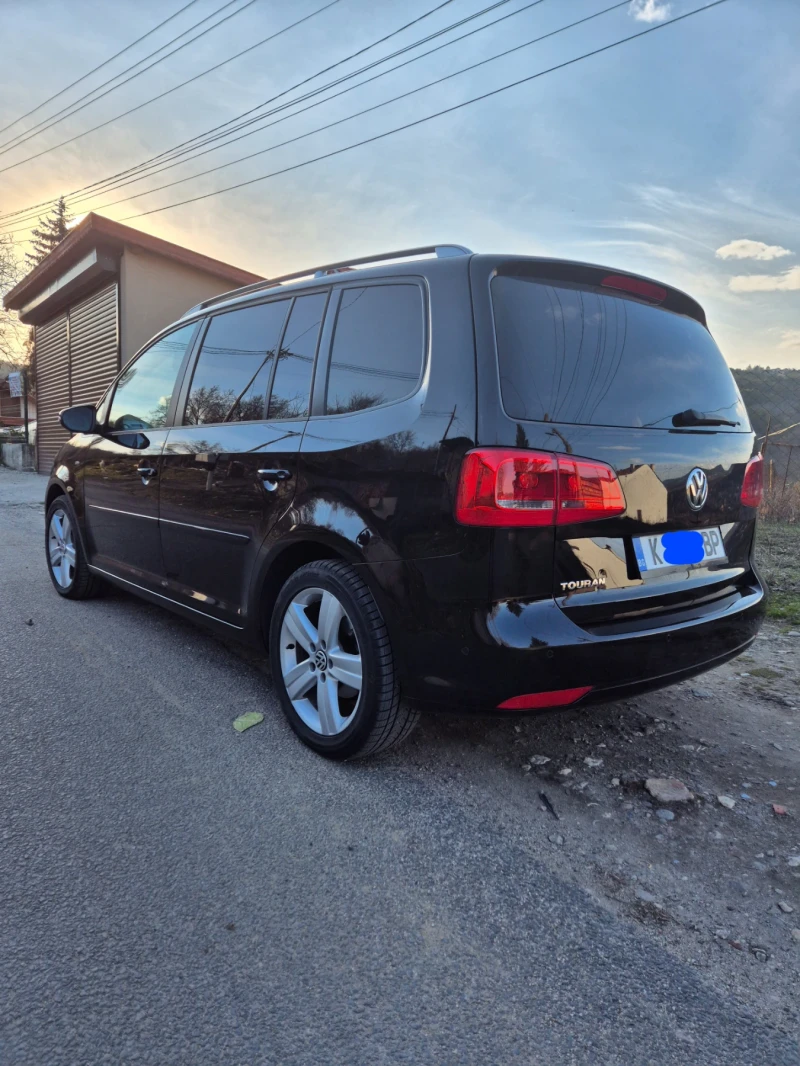 VW Touran 2.0TDI 140к.с. ПАНОРАМА!!!, снимка 5 - Автомобили и джипове - 48887194