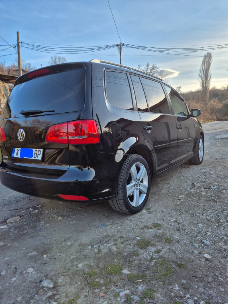 VW Touran 2.0TDI 140к.с. ПАНОРАМА!!!, снимка 3 - Автомобили и джипове - 48887194