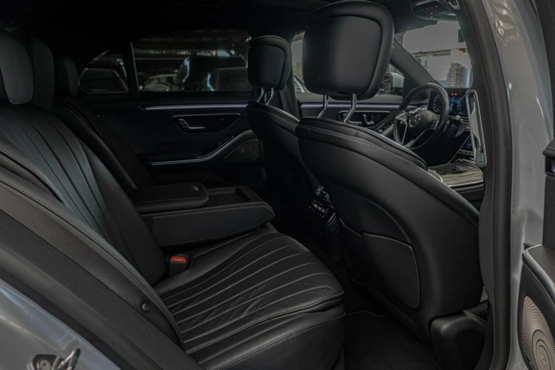 Mercedes-Benz S 400 Long/AMG/3D/Burmester/Камера360/Панорама/4Matic, снимка 9 - Автомобили и джипове - 51001493