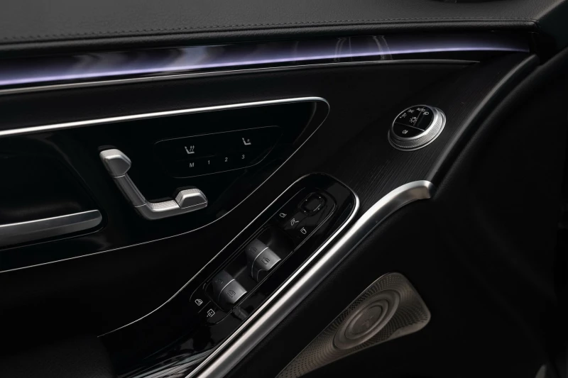 Mercedes-Benz S 400 Long/AMG/3D/Burmester/Камера360/Панорама/4Matic, снимка 8 - Автомобили и джипове - 51001493