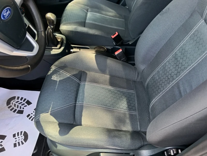 Ford Fiesta 1.25i TITANIUM, снимка 7 - Автомобили и джипове - 51147759