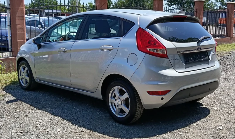 Ford Fiesta 1.25i TITANIUM, снимка 6 - Автомобили и джипове - 51147759