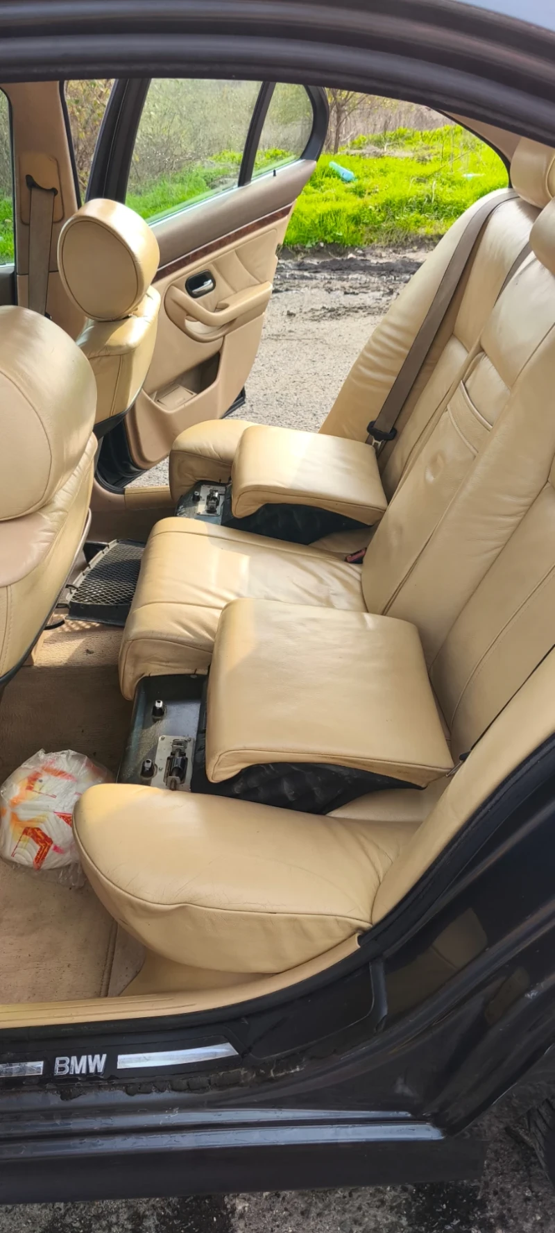 BMW 520, снимка 12 - Автомобили и джипове - 52638808