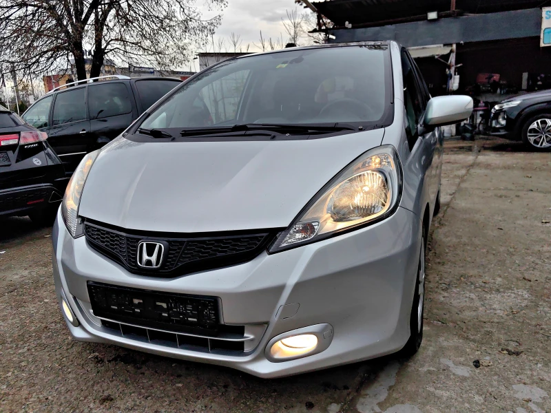 Honda Jazz 1.4!!ШВЕЙЦАРИЯ!!УНИКАТ!!ТОП СЪСТОЯНИЕ, снимка 6 - Автомобили и джипове - 52559377