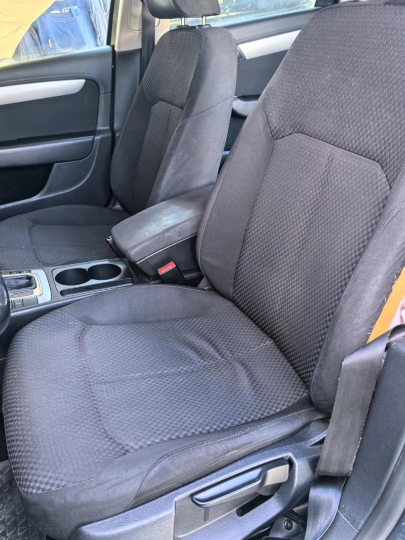 VW Passat 2.0tdi, снимка 14 - Автомобили и джипове - 52569881