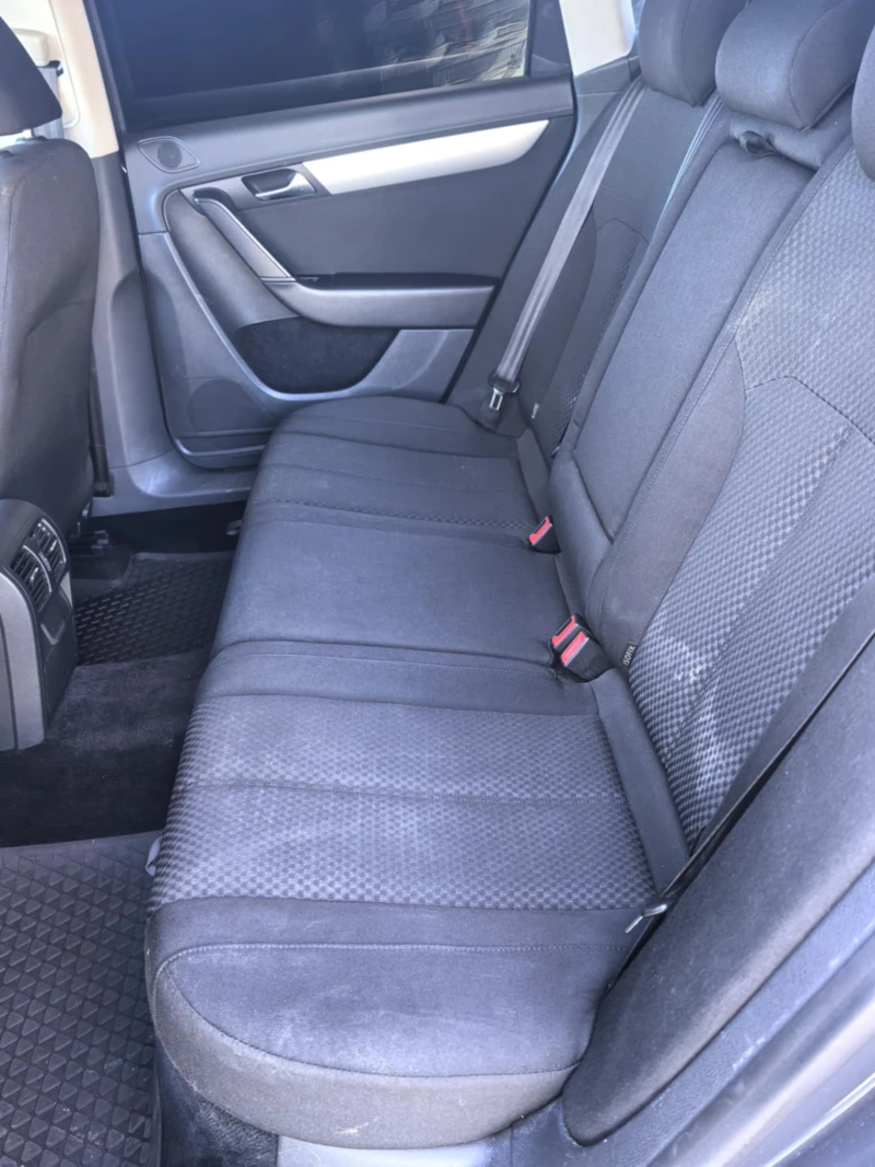 VW Passat 2.0tdi, снимка 15 - Автомобили и джипове - 52569881