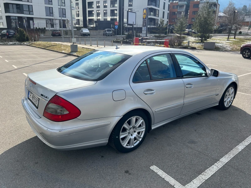 Mercedes-Benz E 320 Avangarde, снимка 4 - Автомобили и джипове - 52917755