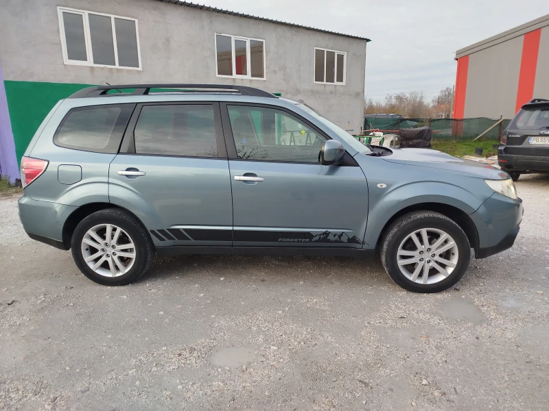 Subaru Forester, снимка 8 - Автомобили и джипове - 52918103
